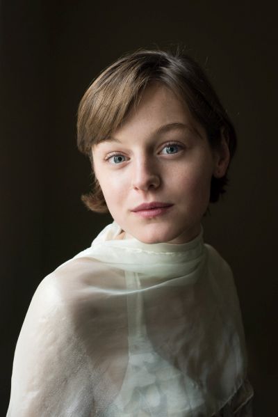 Emma Corrin ¿Cuándo Es Su Cumpleaños?