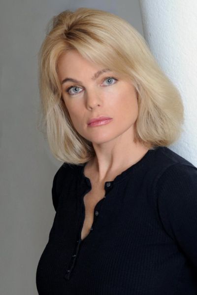 Erika Eleniak ¿Cuándo Es Su Cumpleaños?