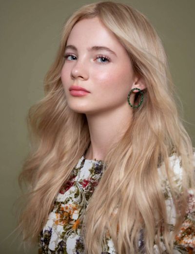 Freya Allan ¿Cuándo Es Su Cumpleaños?