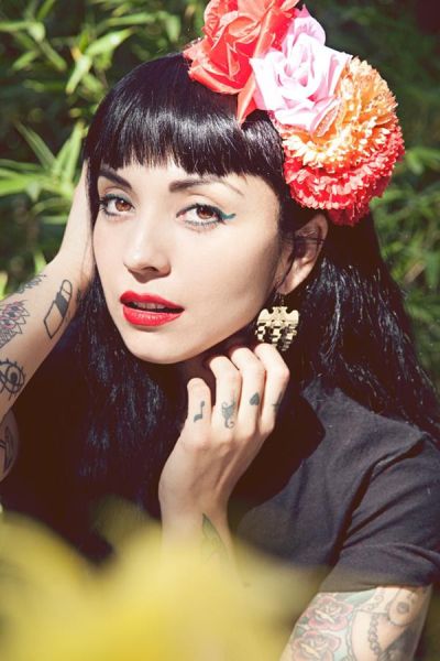 Mon Laferte ¿Cuándo Es Su Cumpleaños?
