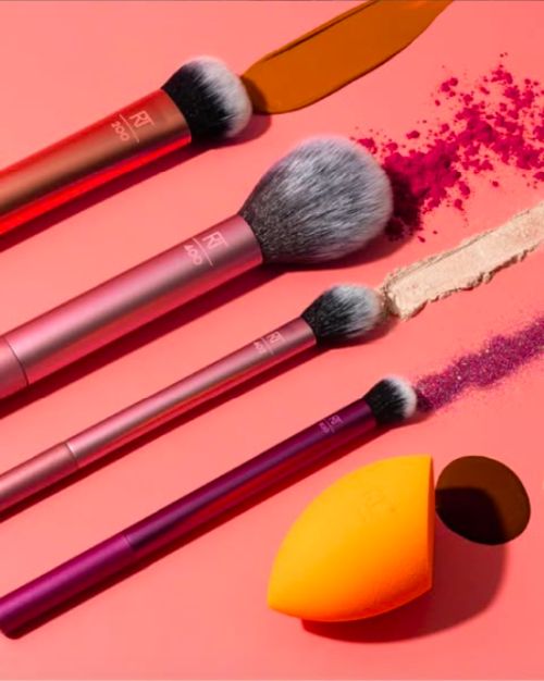 Renueva Tu Rutina De Maquillaje Para El 2025: Brochas Y Esponjas Que Marcan La Diferencia