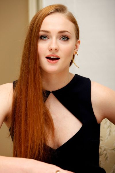 Sophie Turner ¿Cuándo Es Su Cumpleaños?