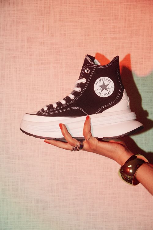 Una Nueva Expresión Con El ADN De CHUCK TAYLOR
