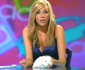 Anna Simon la más Sexy del Mundo Según FHM