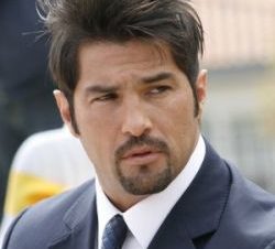 Arturo Carmona Si Anda con Aracely Arámbula