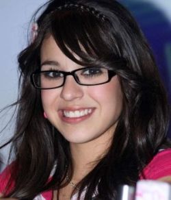 Danna Paola Podría Desnudarse pero en un Par de Años