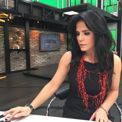 Hannia Novell Fotos
