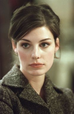 Jessica Paré Realiza Ardiente Desnudo