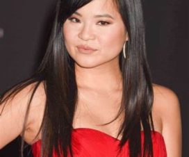 Kelly Marie Tran Fotos