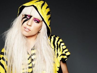 Lady Gaga Sube Foto Desnuda a su Red Social Little Monsters