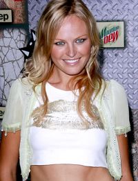 Malin Akerman Desnuda en Maxim
